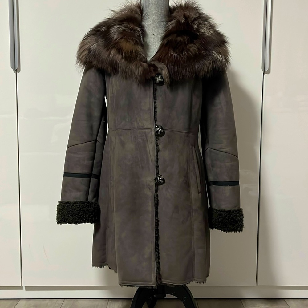 NWOT LAUNDRY Faux Shearling and Fur Coat Taupe, Size M